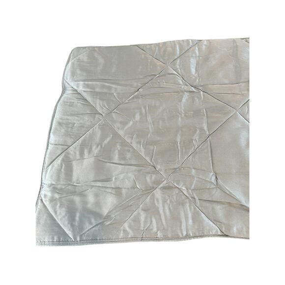 Pottery Barn Gray Home Decor Linen Cotton Silk Quilted King Pillow Sham Cover - Picture 2 of 7